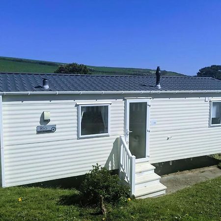 Large 4 Person Couples And Family Caravan In Newquay Bay Resort エクステリア 写真