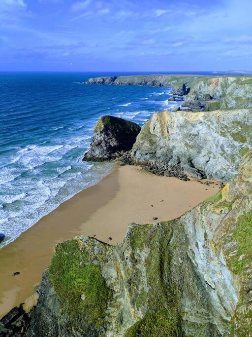 Large 4 Person Couples And Family Caravan In Newquay Bay Resort エクステリア 写真